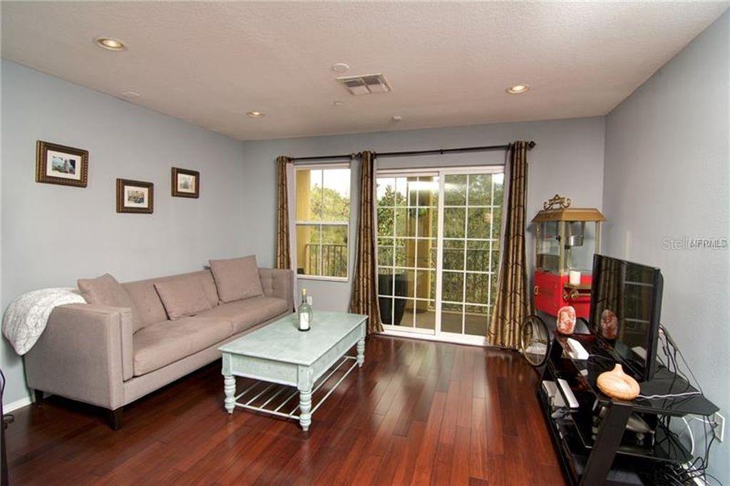 8946 WHITE SAGE LOOP, LAKEWOOD RANCH, FL — photo 7
