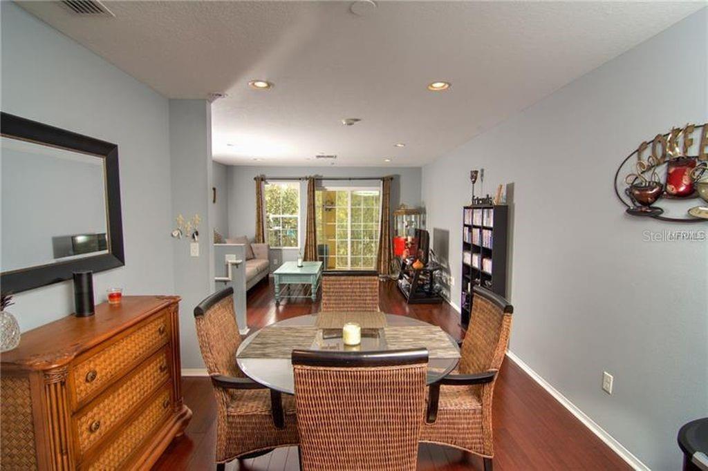 8946 WHITE SAGE LOOP, LAKEWOOD RANCH, FL — photo 12