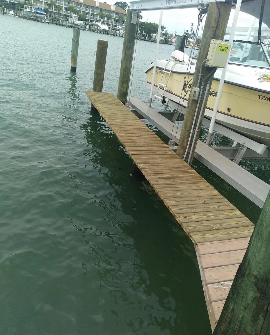 113 1ST ST E #103, TIERRA VERDE, FL — photo 27