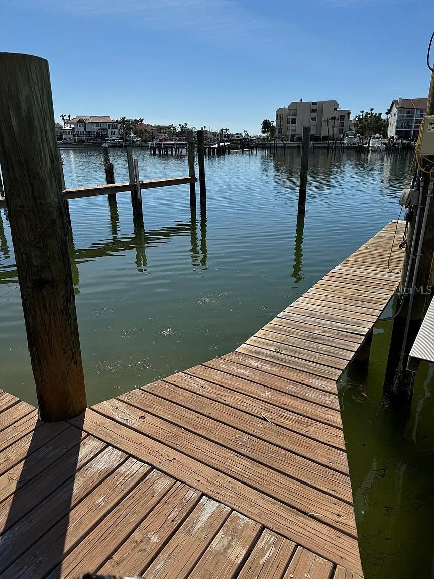 113 1ST ST E #103, TIERRA VERDE, FL — photo 28