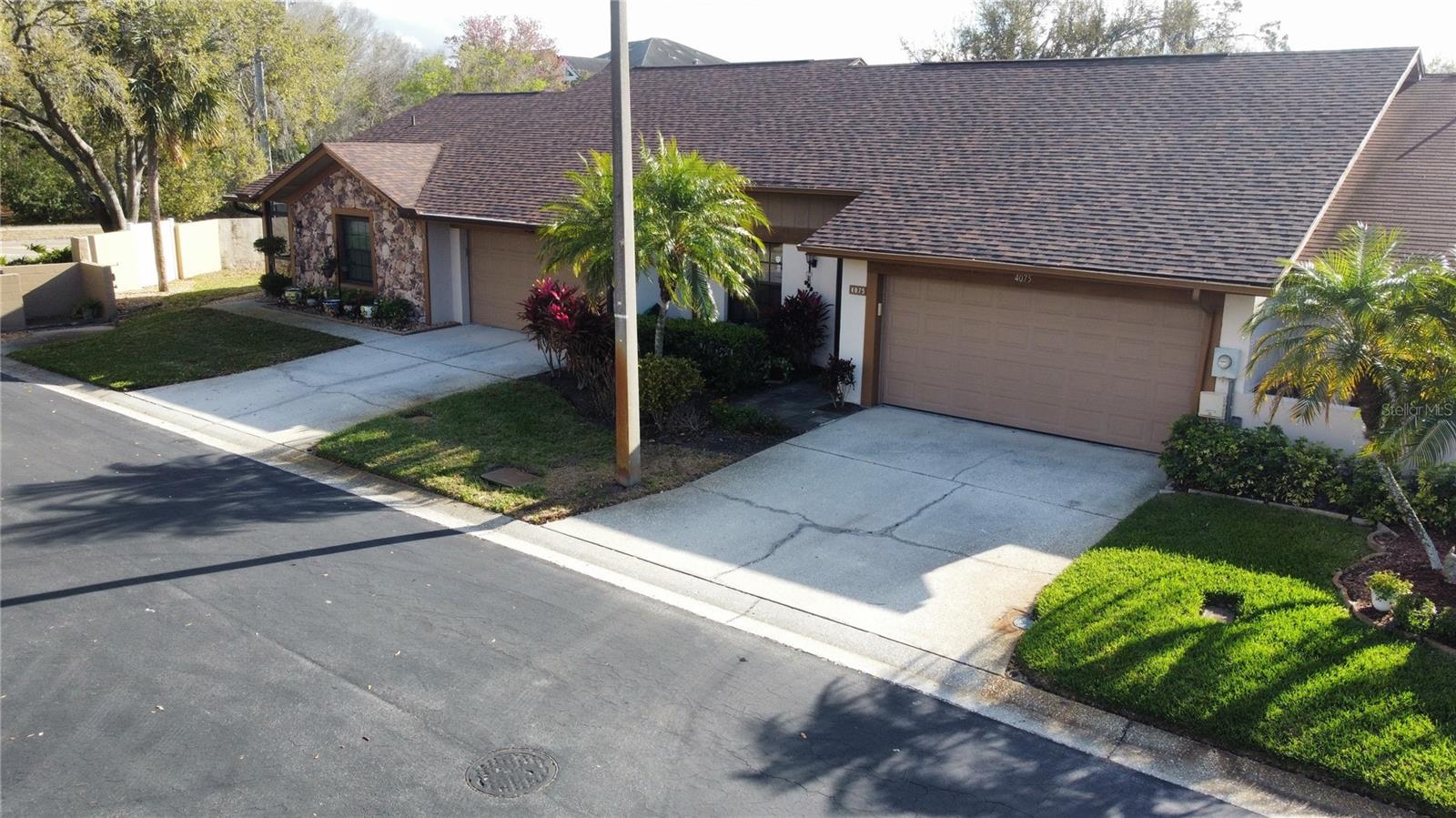 4075 SHORESIDE CIR, TAMPA, FL — photo 2