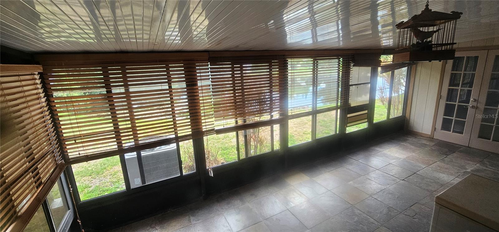 4075 SHORESIDE CIR, TAMPA, FL — photo 26