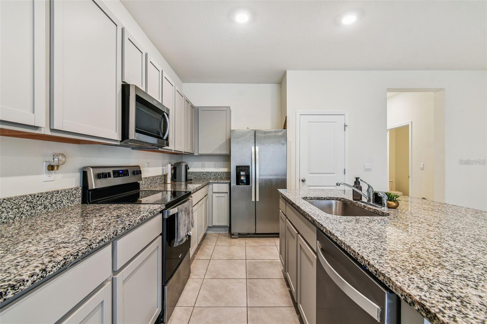 32505 TURTLE GRACE LOOP, WESLEY CHAPEL, FL — photo 12