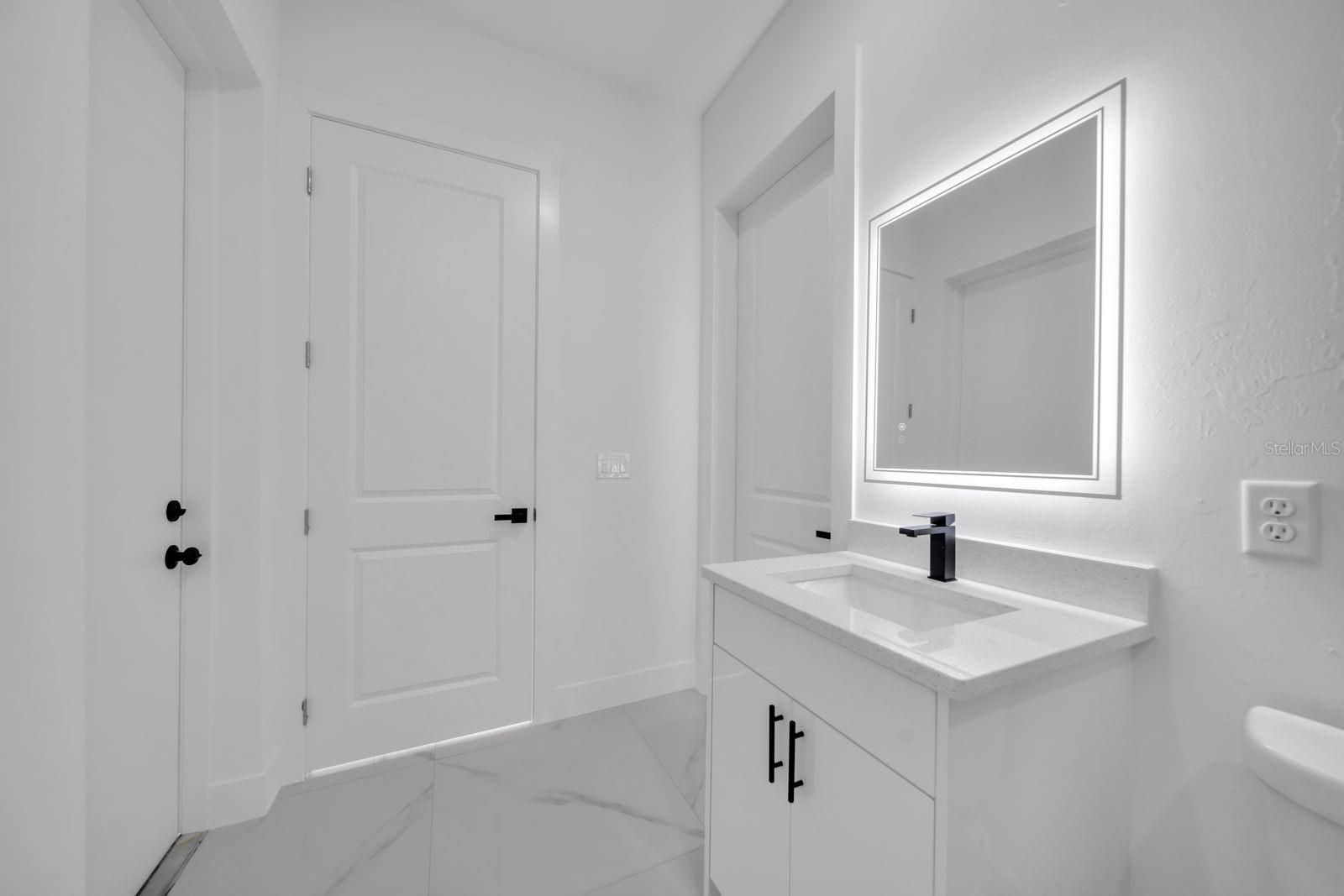 635 SUMMIT AVE S, LEHIGH ACRES, FL — photo 11
