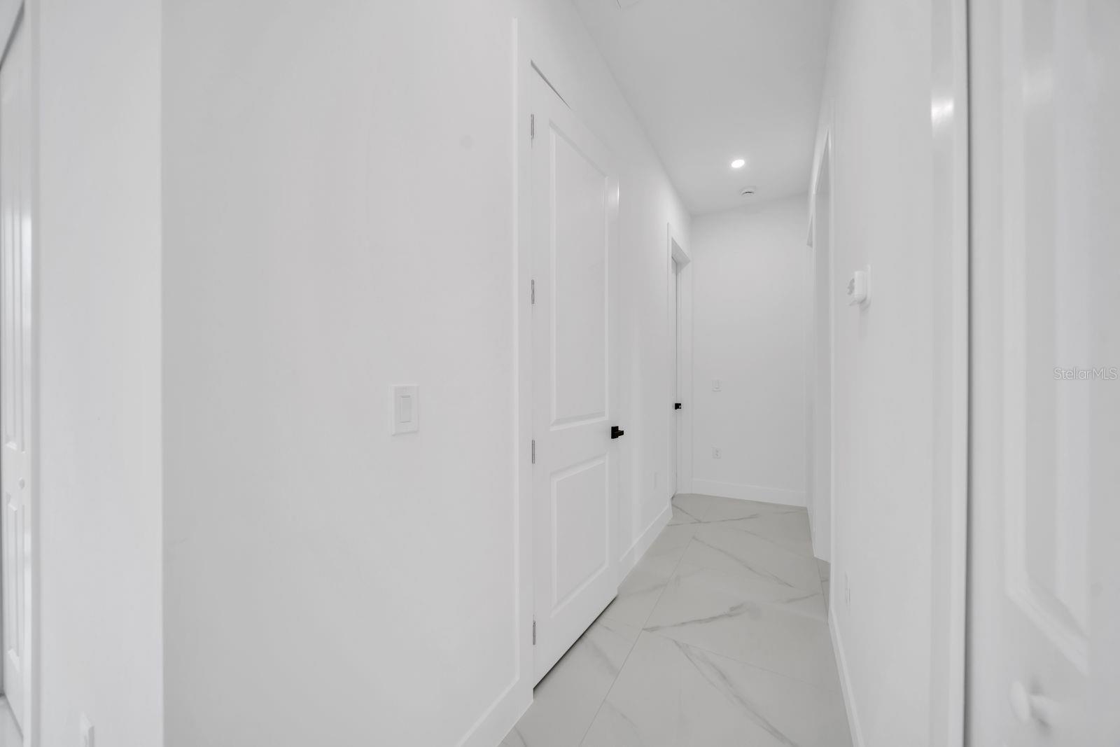 635 SUMMIT AVE S, LEHIGH ACRES, FL — photo 14