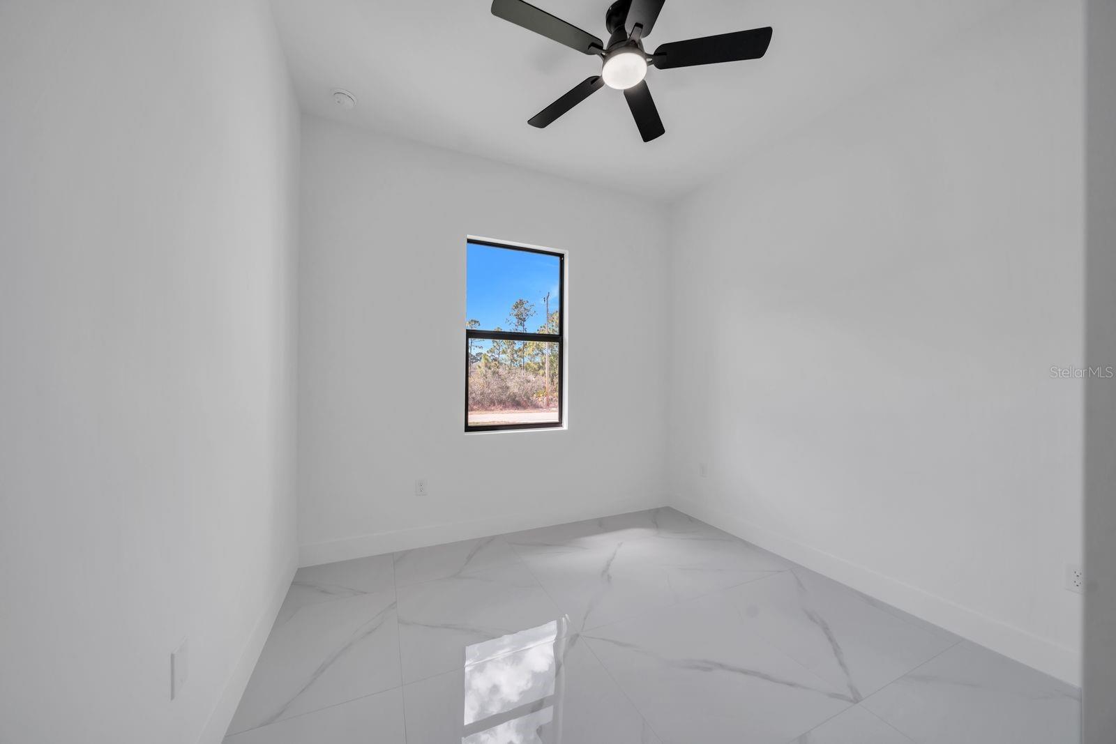 635 SUMMIT AVE S, LEHIGH ACRES, FL — photo 19