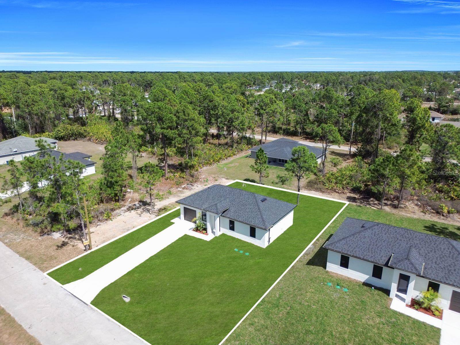 635 SUMMIT AVE S, LEHIGH ACRES, FL — photo 30