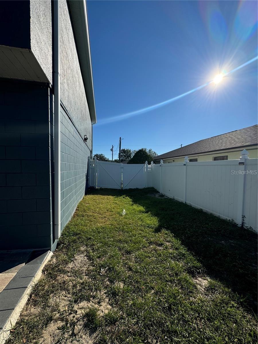 604 TAMARIN LN, KISSIMMEE, FL — photo 37