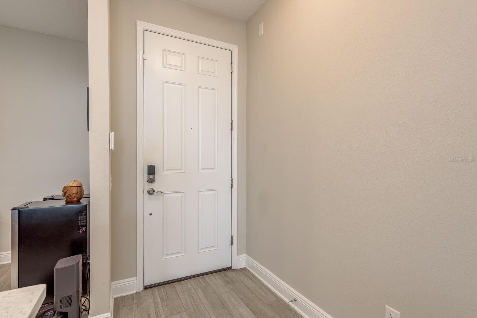 2442 FOGGY CREEK CIR, CLEARWATER, FL — photo 4