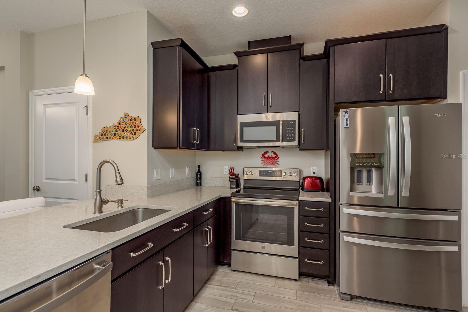 2442 FOGGY CREEK CIR, CLEARWATER, FL — photo 10
