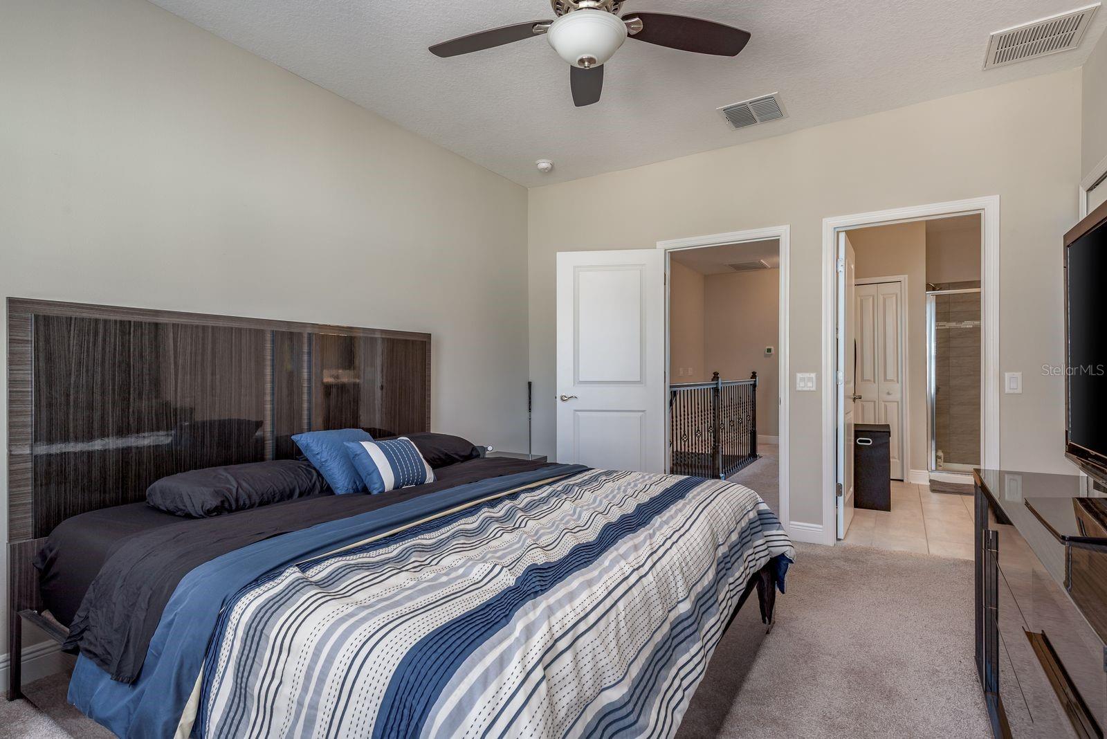 2442 FOGGY CREEK CIR, CLEARWATER, FL — photo 22