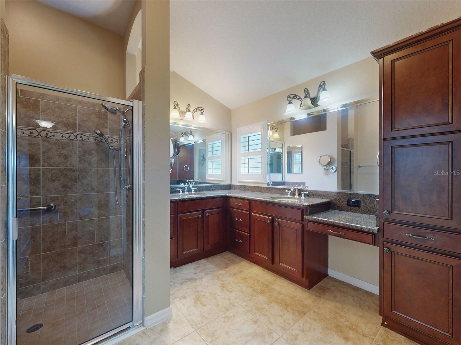 1988 DOVE HOLLOW RUN, THE VILLAGES, FL — photo 15