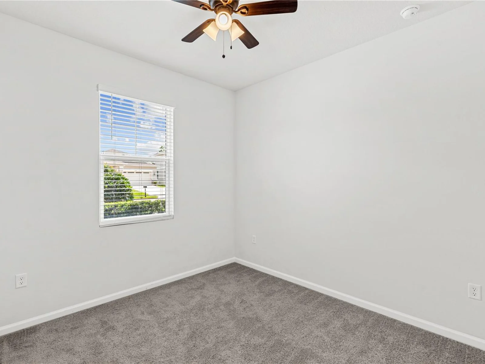 10200 SPRING LAKE DR, CLERMONT, FL — photo 8