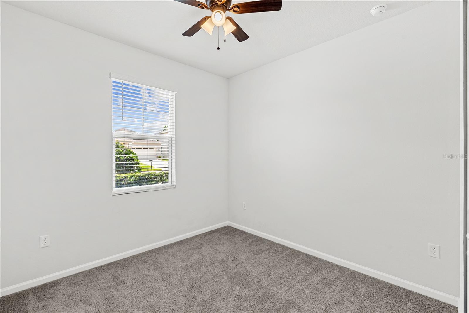 10200 SPRING LAKE DR, CLERMONT, FL — photo 7