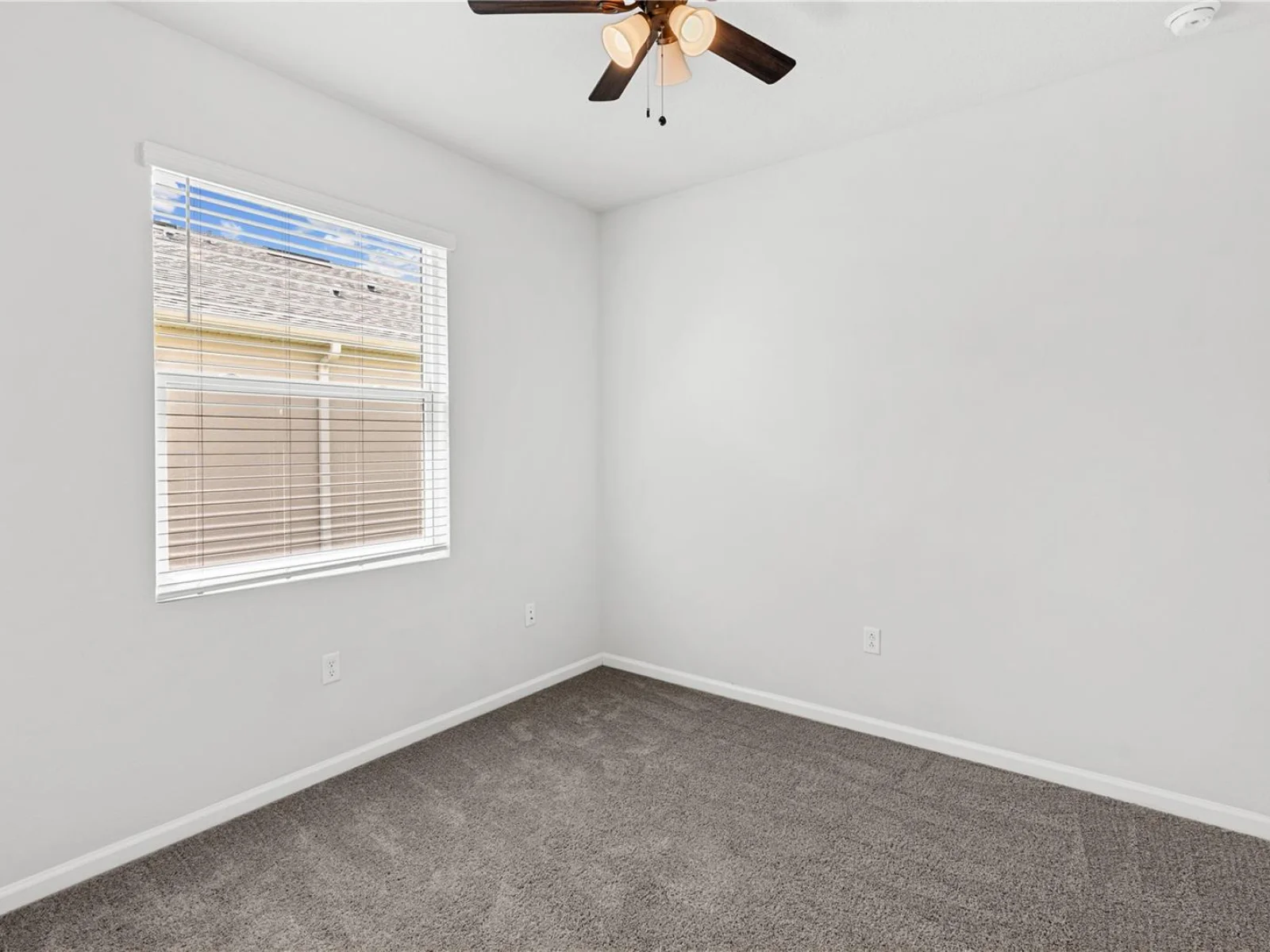 10200 SPRING LAKE DR, CLERMONT, FL — photo 11