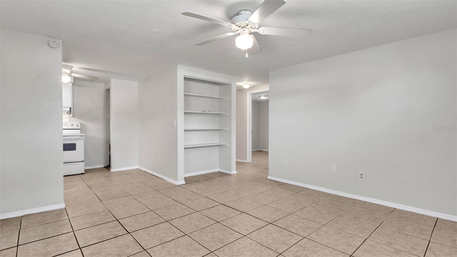 5526 59TH WAY N #1, ST PETERSBURG, FL — photo 5