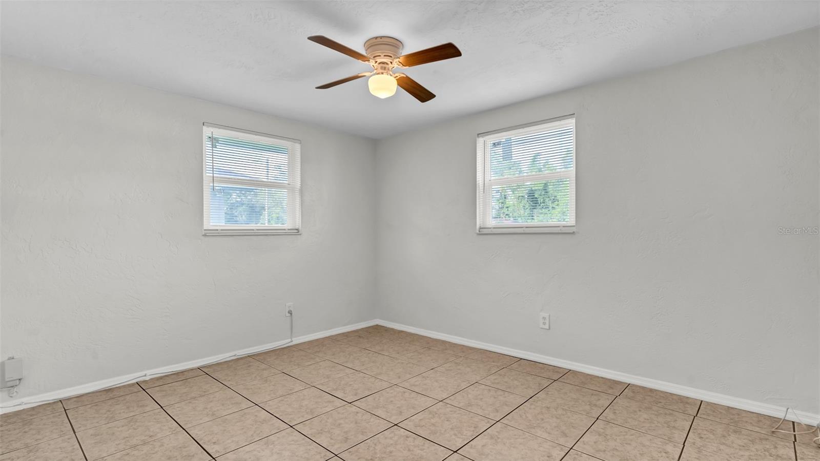 5526 59TH WAY N #1, ST PETERSBURG, FL — photo 9