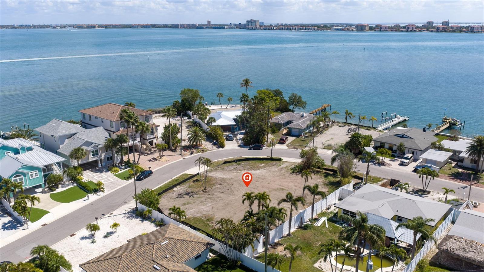 911 BOCA CIEGA ISLE DR, ST PETE BEACH, FL