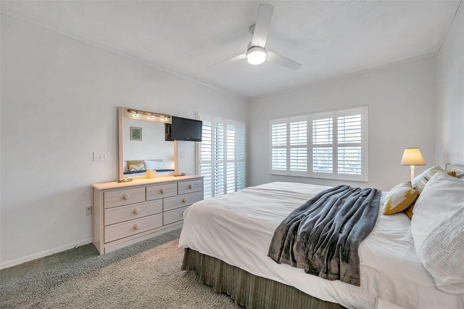 399 150TH #101, MADEIRA BEACH, FL — photo 31