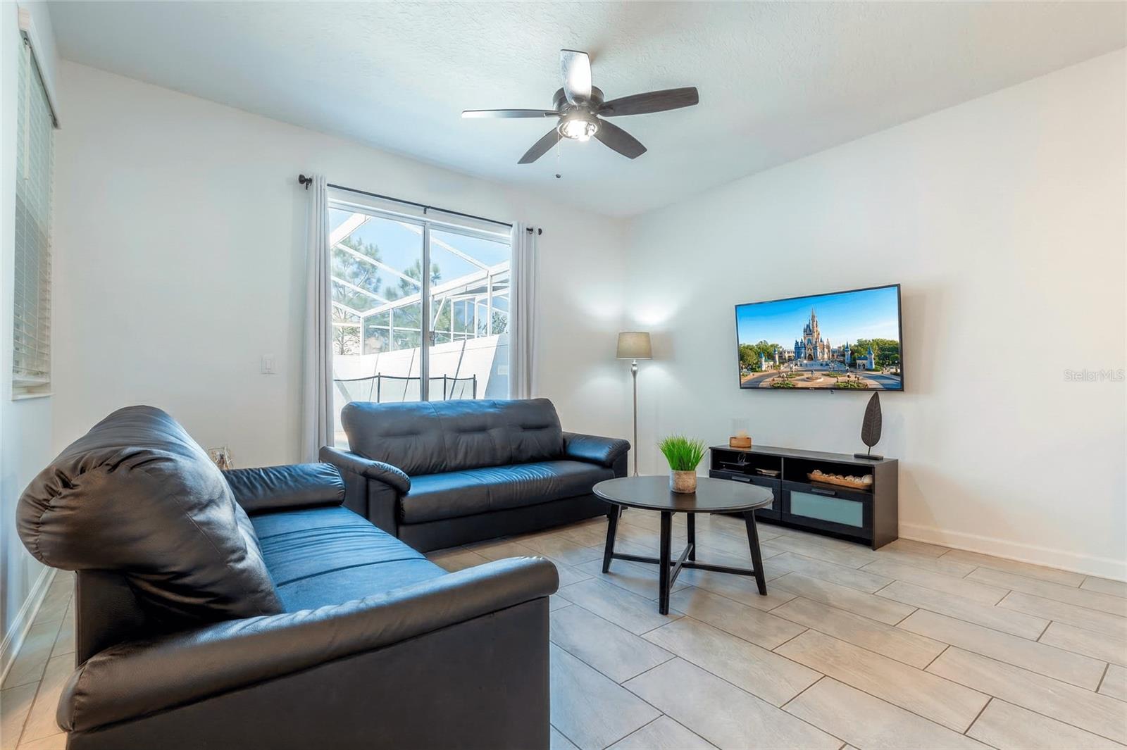 650 PEBBLE BEACH DR, DAVENPORT, FL — photo 8