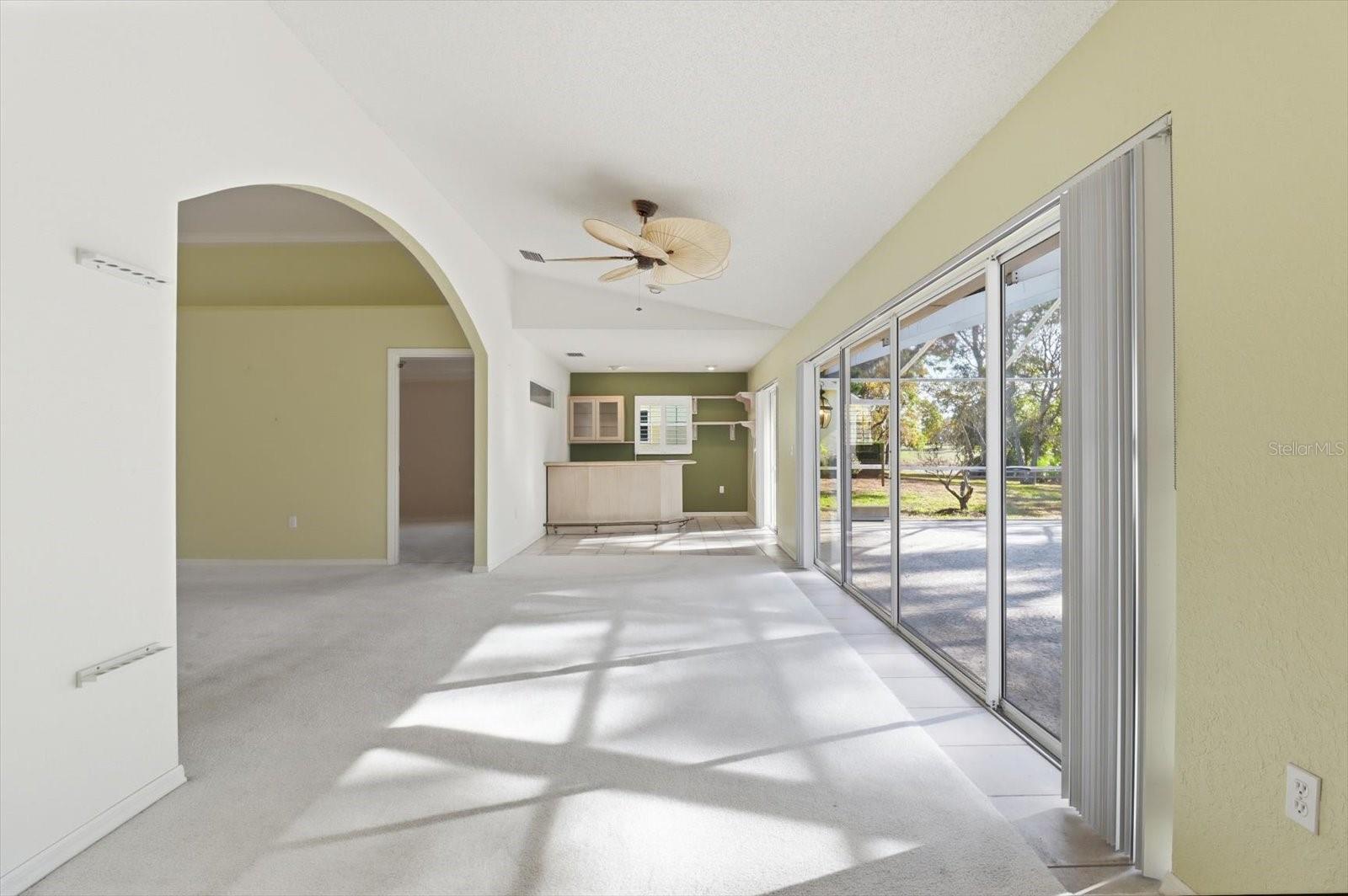 9240 BUTLER BLVD, WEEKI WACHEE, FL — photo 13