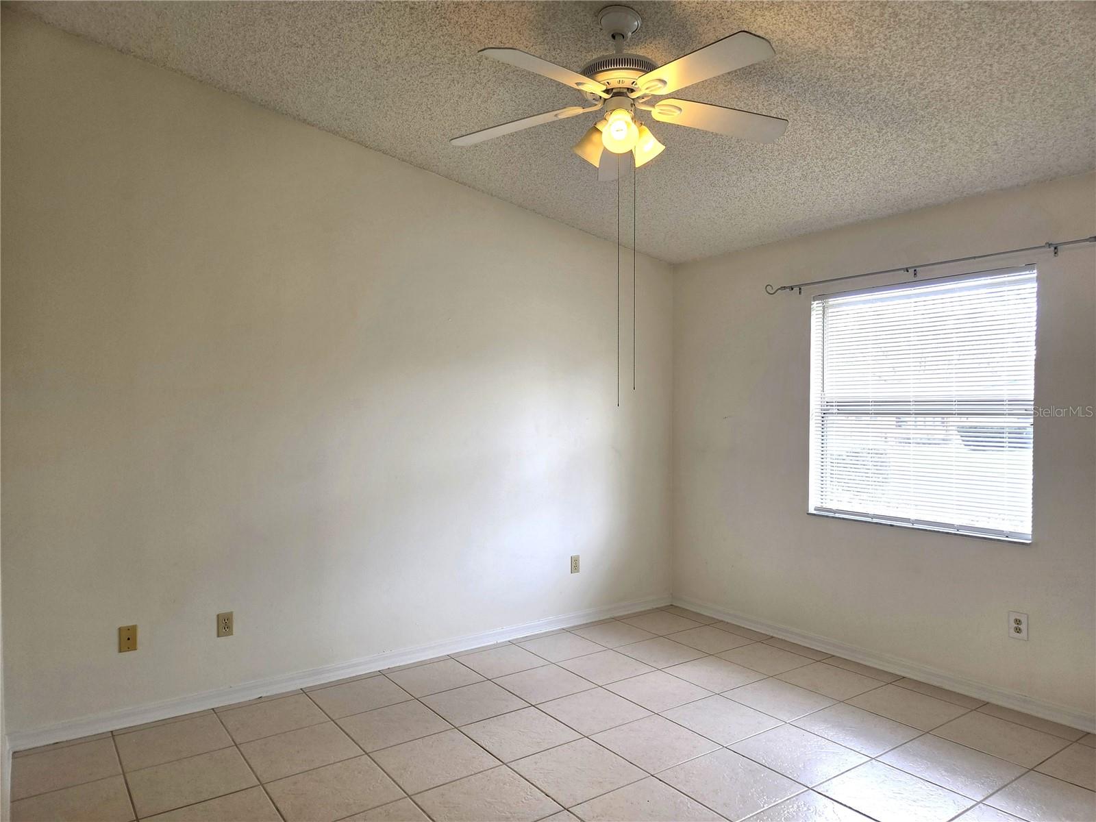 739 HEATHROW AVE, LADY LAKE, FL — photo 25