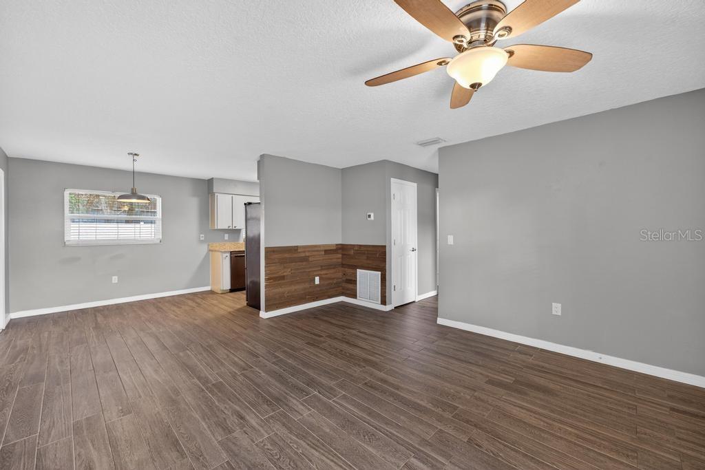 42210 W LAKEVIEW DR, ALTOONA, FL — photo 9