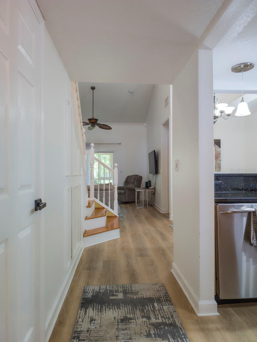 3077 BRANCH DR, CLEARWATER, FL — photo 11