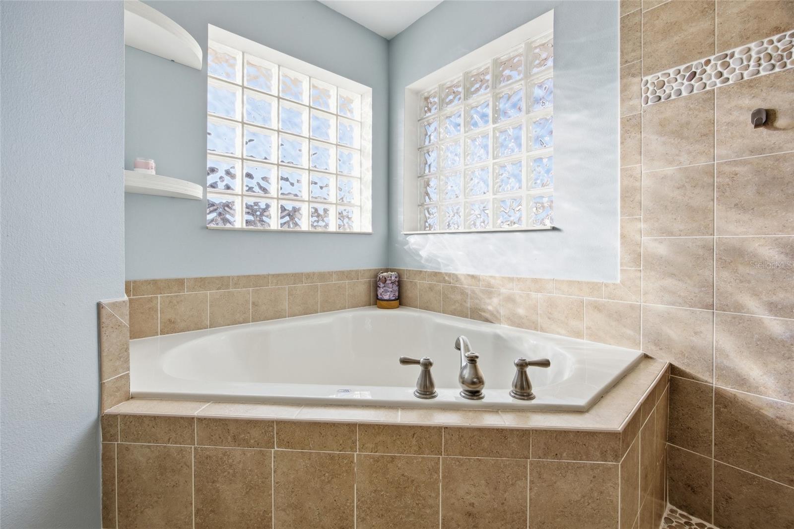 13025 NE 7TH LN, SILVER SPRINGS, FL — photo 21