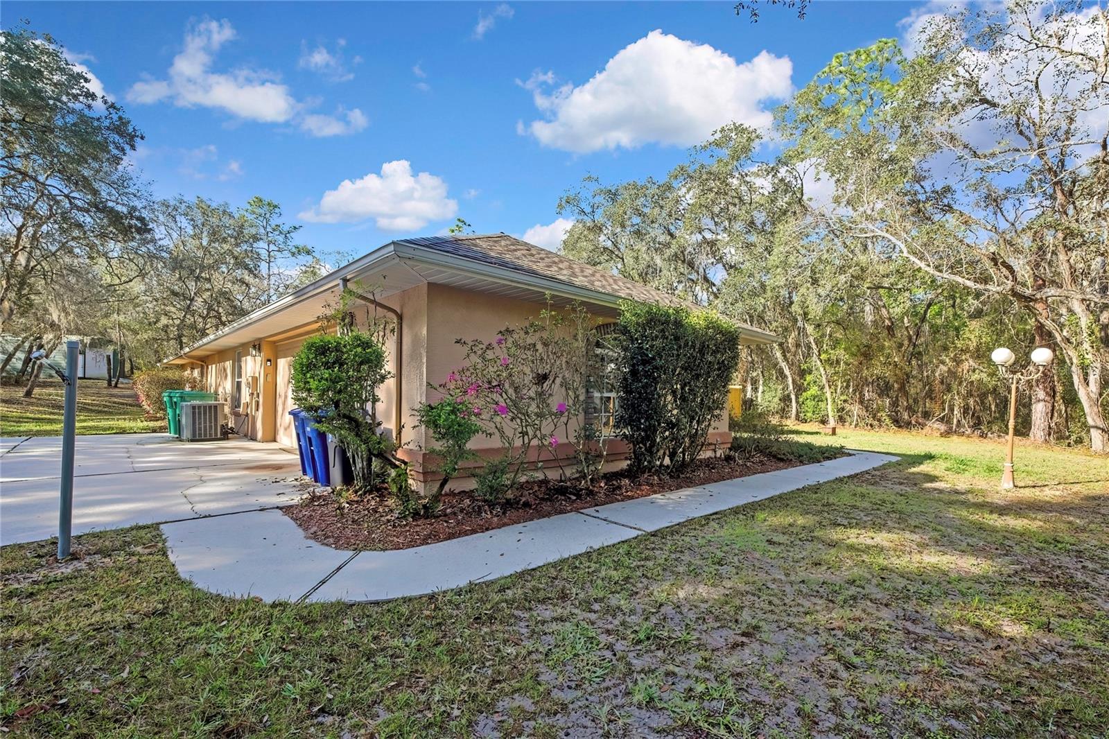 340 E SAVOY ST, LECANTO, FL — photo 9