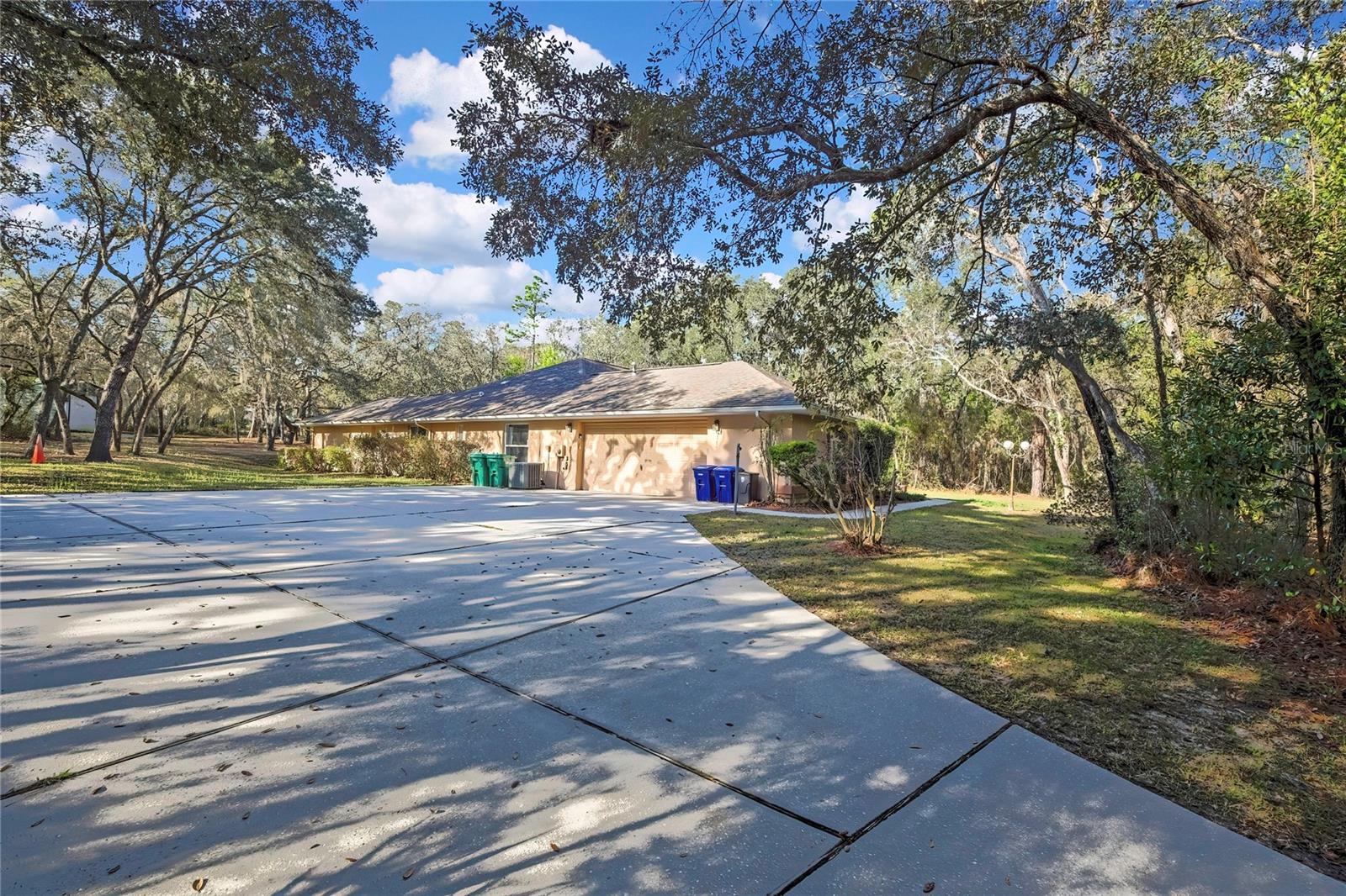 340 E SAVOY ST, LECANTO, FL — photo 10