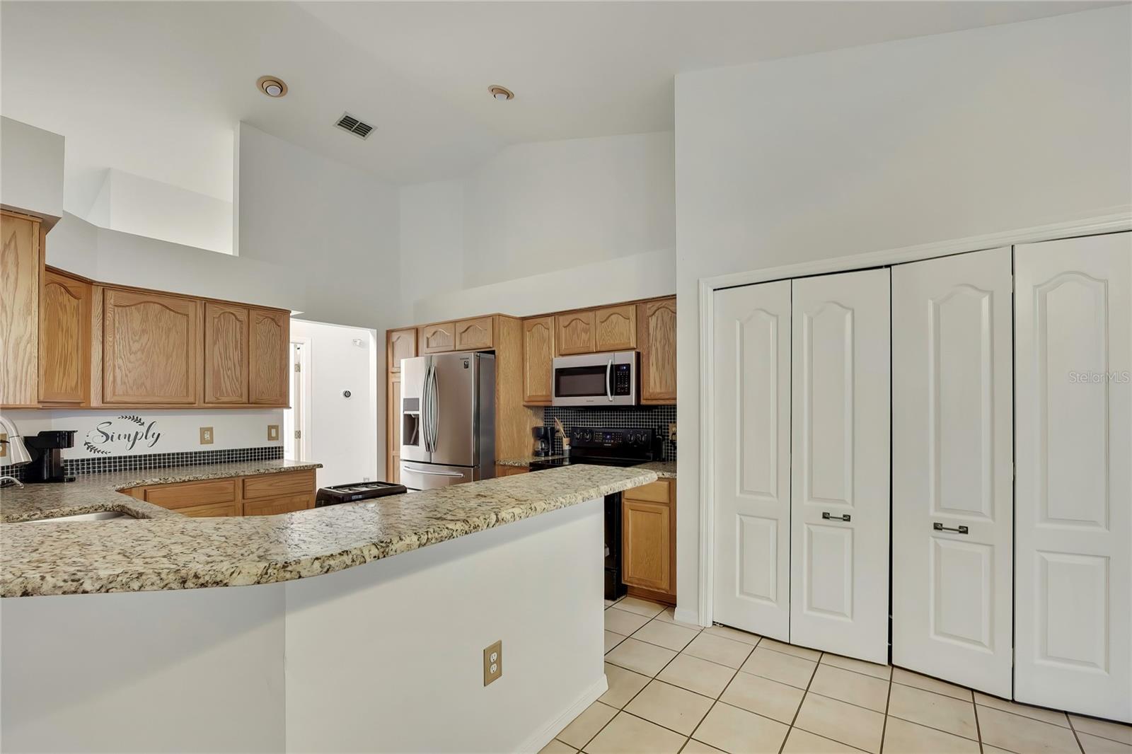 340 E SAVOY ST, LECANTO, FL — photo 22