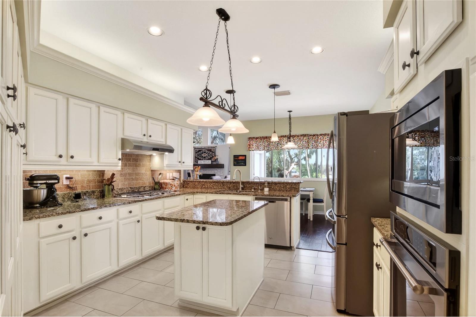 858 HANOVER WAY, LAKELAND, FL — photo 25