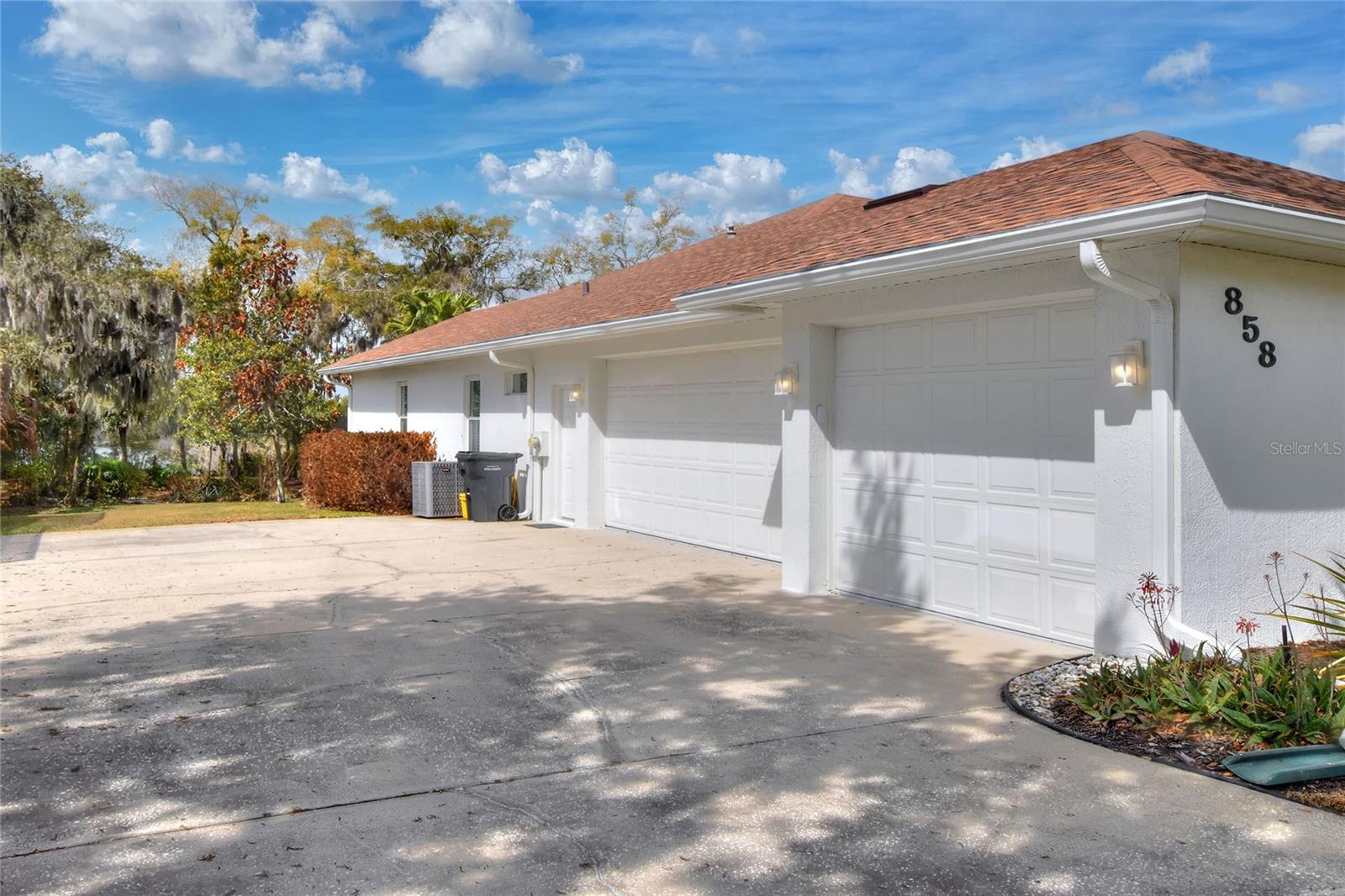 858 HANOVER WAY, LAKELAND, FL — photo 46