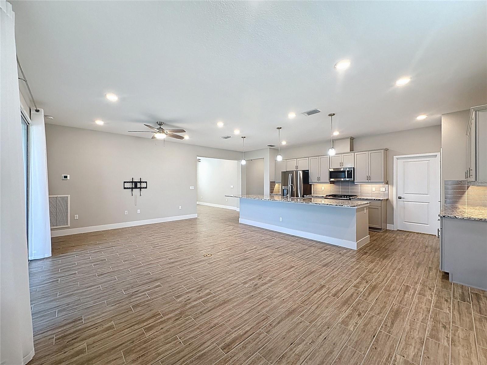 651 CONSERVATION BLVD, GROVELAND, FL — photo 20
