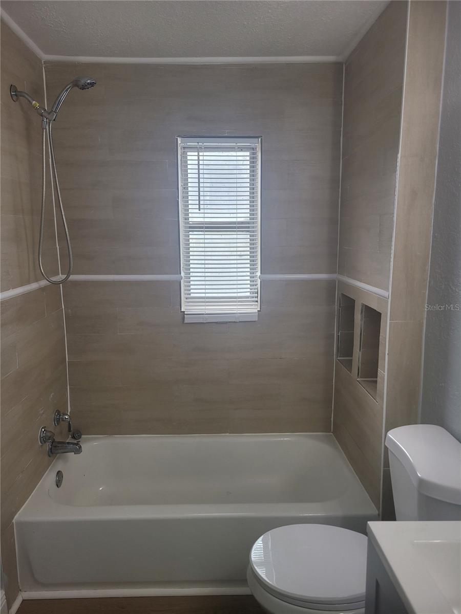 1320 S OLEANDER AVE, SANFORD, FL — photo 28