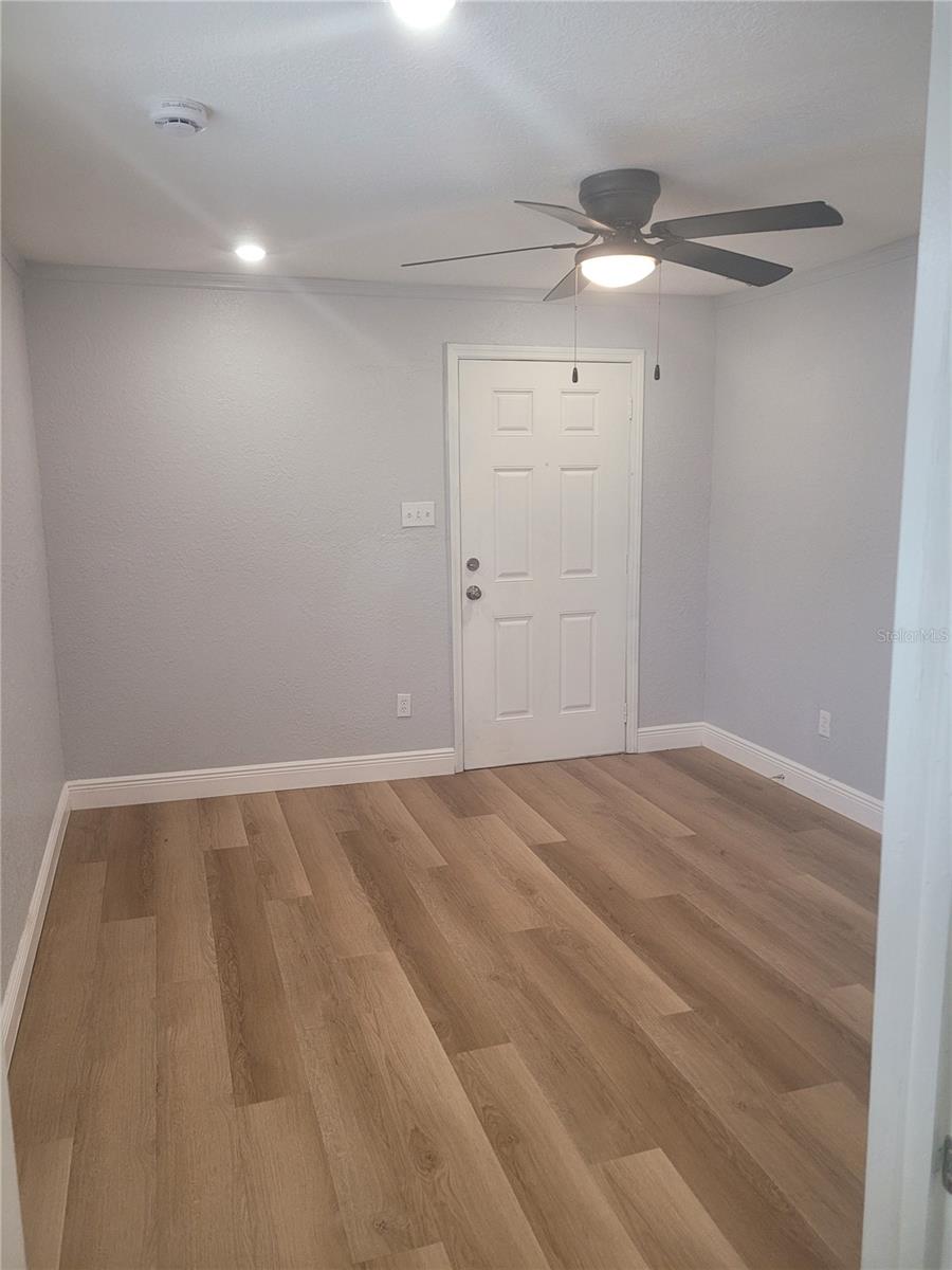 1320 S OLEANDER AVE, SANFORD, FL — photo 30