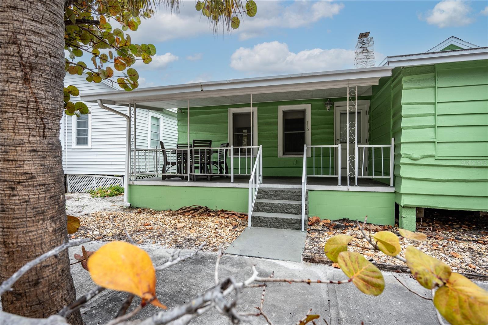 115 124TH AVE W, TREASURE ISLAND, FL — photo 12