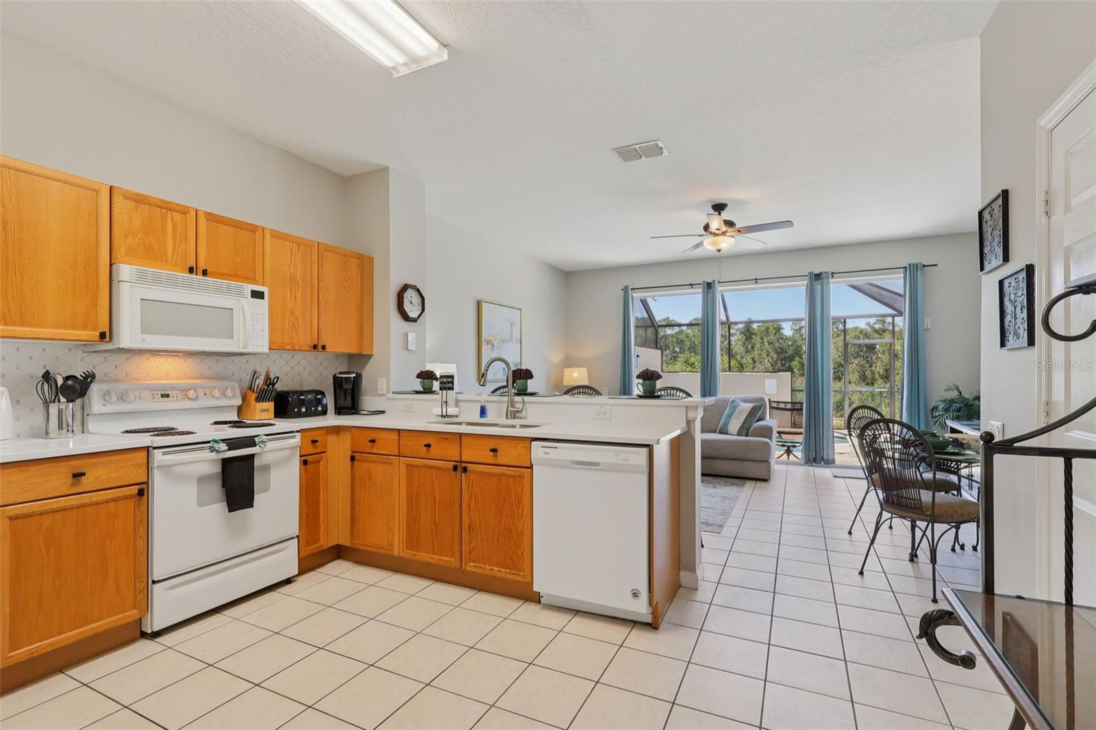 2346 SILVER PALM DR, KISSIMMEE, FL — photo 12