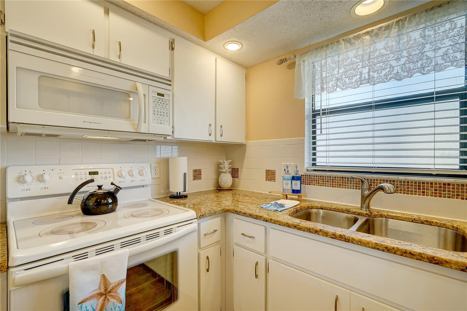 14459 RIVER BEACH DR #104, PORT CHARLOTTE, FL — photo 9