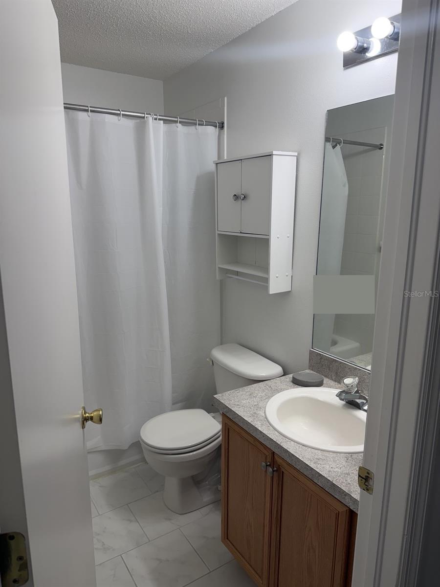 7135 WATERSIDE DR, TAMPA, FL — photo 9