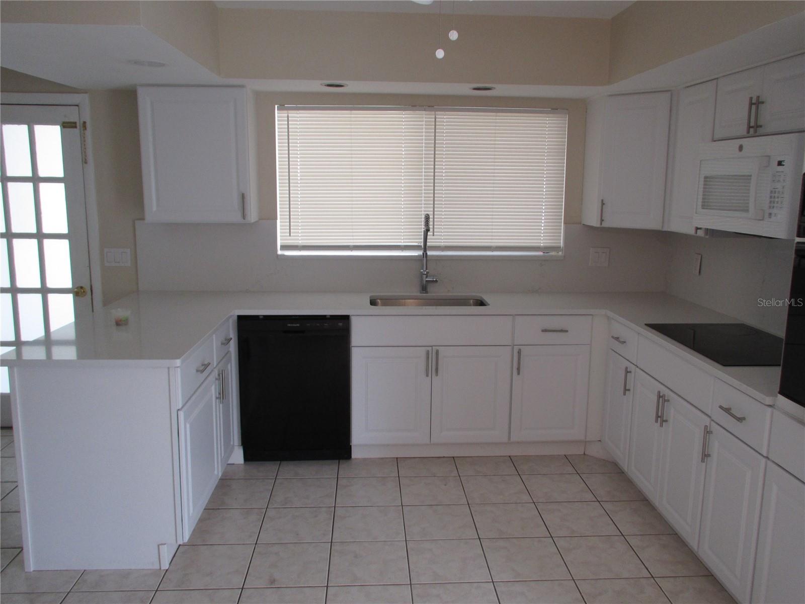 1275 PRICE CIR NW, PORT CHARLOTTE, FL — photo 11