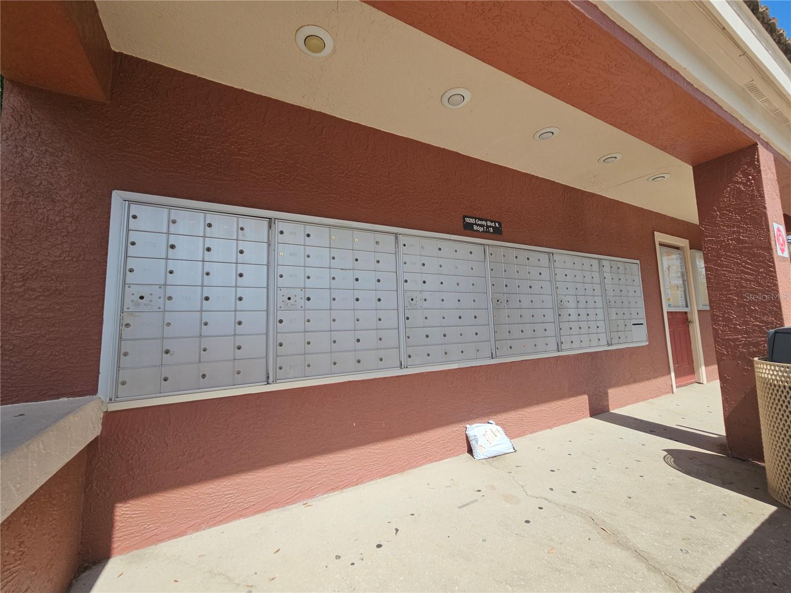 10265 GANDY BLVD N #1701, ST PETERSBURG, FL — photo 37