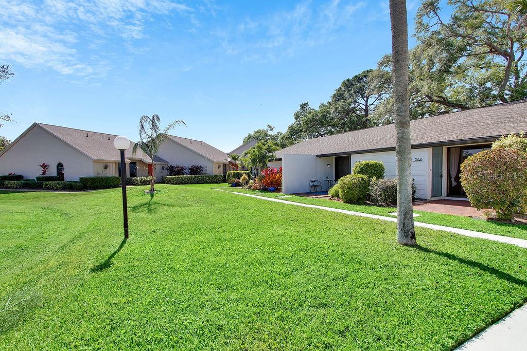 3507 LONGMEADOW #4, SARASOTA, FL