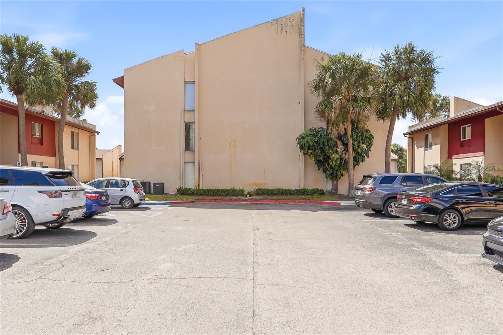 8602 CHAMPLAIN CT #90, TAMPA, FL — photo 21