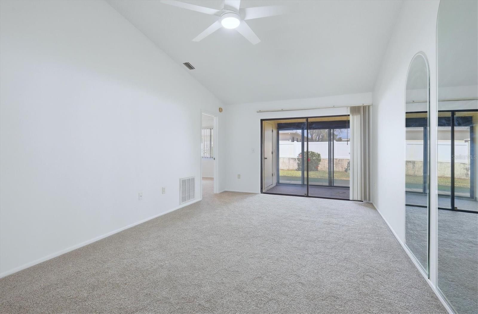 2721 60TH AVENUE DR W #B, BRADENTON, FL — photo 11