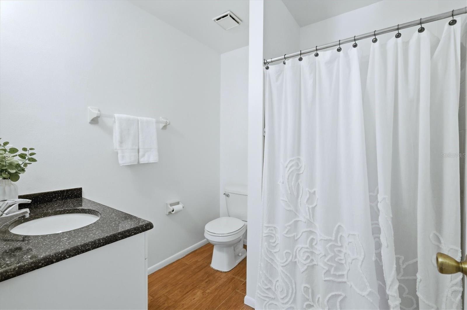 2721 60TH AVENUE DR W #B, BRADENTON, FL — photo 25