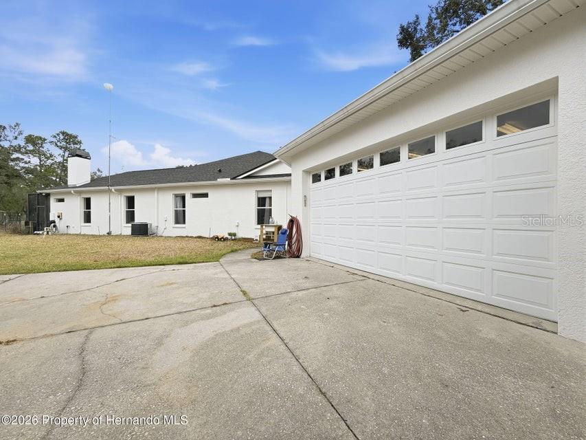 12124 SQUEEZE AVE, BROOKSVILLE, FL — photo 73