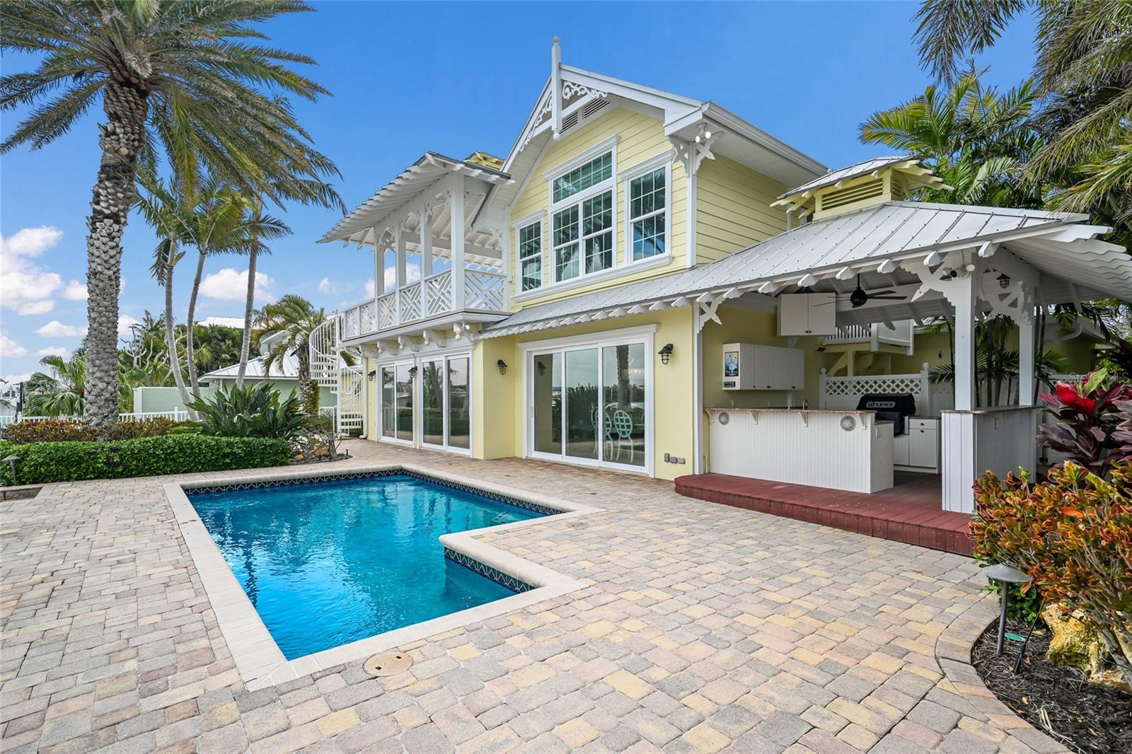 8321 MARINA DR, HOLMES BEACH, FL — photo 5