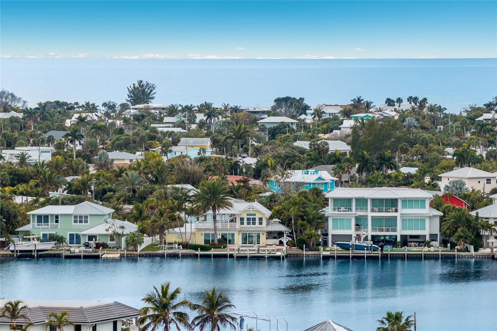 8321 MARINA DR, HOLMES BEACH, FL — photo 3